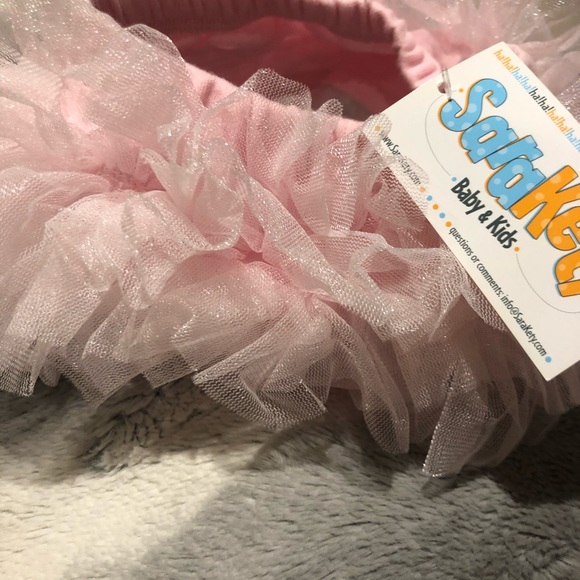 SOLD! 0-6 months Sara Kety Tutu Skirt - Picture 5 of 5
